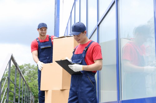 Low-carbon van used for local storage collection and delivery